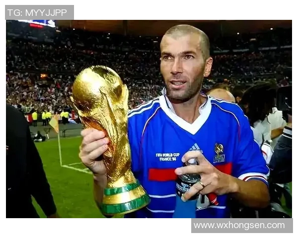 全球足球巨星风采：盘点世界顶级球员的传奇经历与成就